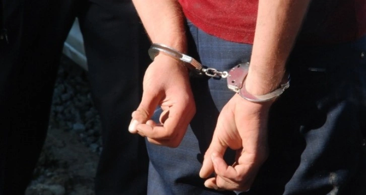 9 ilde DEAŞ'a finans sağlayan 9 kişi yakalandı