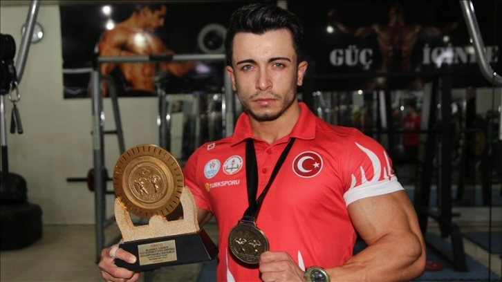 Kilo özgülemek düşüncesince başladı, gövde geliştirmede Türkiye şampiyonu oldu