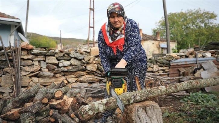 Kırklareli'nin köylerinde ırgatlık özne kadınlar, ülkelerini site hayatına değişmiyor