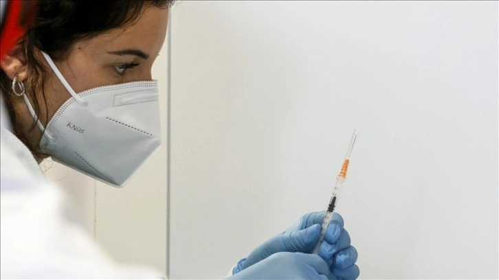 Pfizer-BioNTech ve Moderna'nın Kovid-19 aşıları için AB onayı 