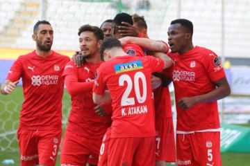 Bandırmaspor ile Sivasspor çeyrek final için mücadele edecek