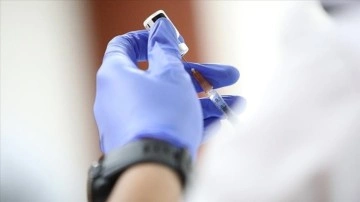 Bilim Kurulu Üyesi Şener: Obezite hastaları behemehâl Kovid-19 aşısı yaptırmalı