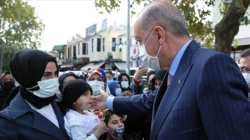 Cumhurbaşkanı Erdoğan, cuma namazını Eyüp Sultan Camisi'nde kıldı
