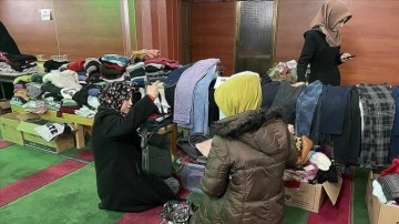 Depremzedelere camideki "sosyal mağaza" ile destek oluyorlar