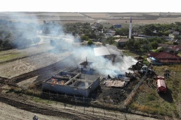 Edirne’de çiftlikte yangın: Can pazarı yaşandı, hayvanlar telef oldu