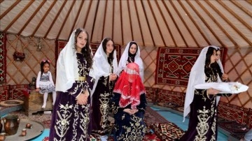 Erzurumlular ağababa geleneklerini hars ve spor etkinlikleriyle baştan yaşadı