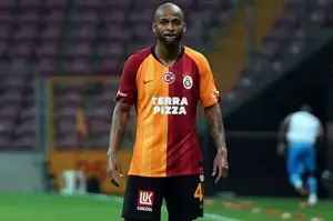 Galatasaraylı futbolcu Marcao, bu sabah yapılan idmanda yer almadı