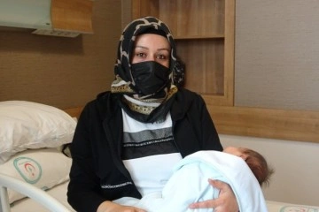 Hamileliğinin 8’inci ayında Covid’e yakalanan annenin aşı pişmanlığı