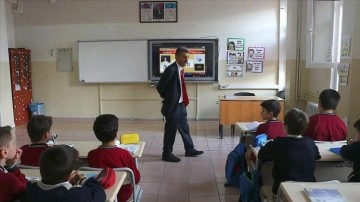 Hasan öğretmen ilk atandığı il olan Bayburt'ta 30 yıldır görev yapıyor