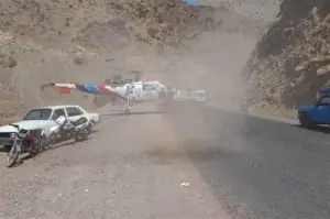 İran'da bir minibüs dağ yolundan aşağıya yuvarlandı: 16 ölü, 12 yaralı