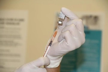 Omicron varyantına aşının etkisi ispatlandı