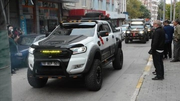 Polis damat, gelin almaya Beşiktaş taraftarları ve off-road kadrosu ile gitti