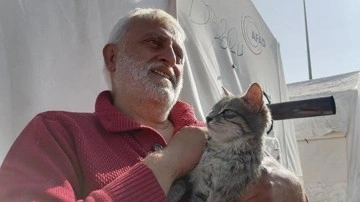 Sahibinin yanından ayırmadığı kedi "Tanya" çadır kentin moral kaynağı oldu