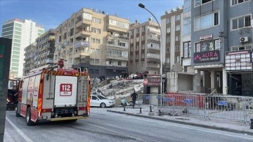 Şanlıurfa'da 6 katlı bina yıkıldı