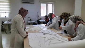 Şanlıurfalı kadınlar, Adıyaman'daki depremzedeler için giysi hazırlıyor