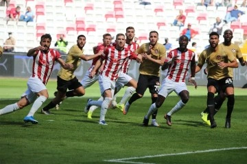 Sivasspor ile Gaziantep FK puanları paylaştı
