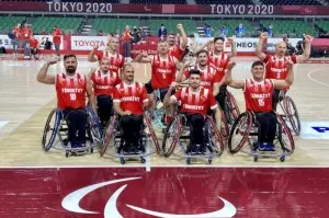 Tekerlekli Sandalye Basketbol Milli Takımı Tokyo'da çeyrek finalde