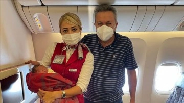 THY uçağında tevellüt oluşturan Türk akıl cerrahının kalburüstü müdahalesi Amerika basınında