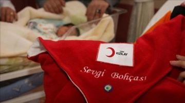 Türk Kızılay, 'Sevgi Bohçası' ile dünkü bebeği olan ihtiyaç sahibi ailelere destek oluyor