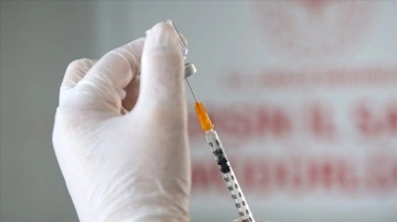 Uzmanından 'Kovid-19 aşısı gebeliği olumsuz etkilemiyor' açıklaması